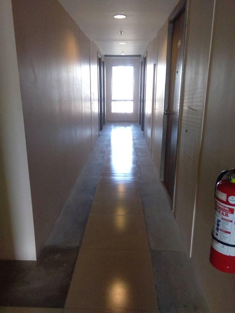 Urban Deca Tower @ Graceysplace Unit 6 Mandaluyong マニラ市 エクステリア 写真